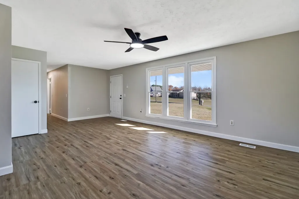 250 Skyline Drive Jamestown TN 38556