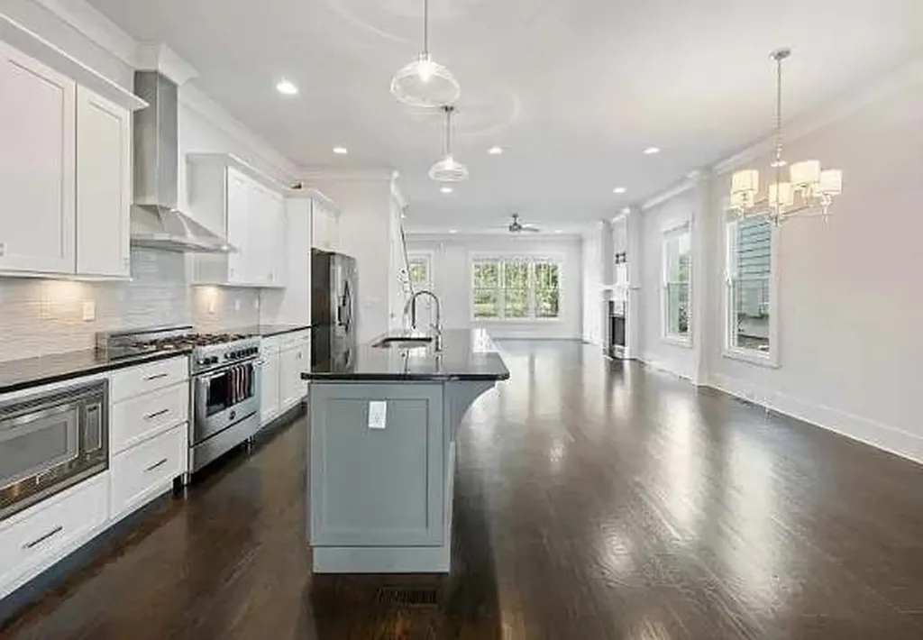1413 14th Ave, S Nashville TN 37212