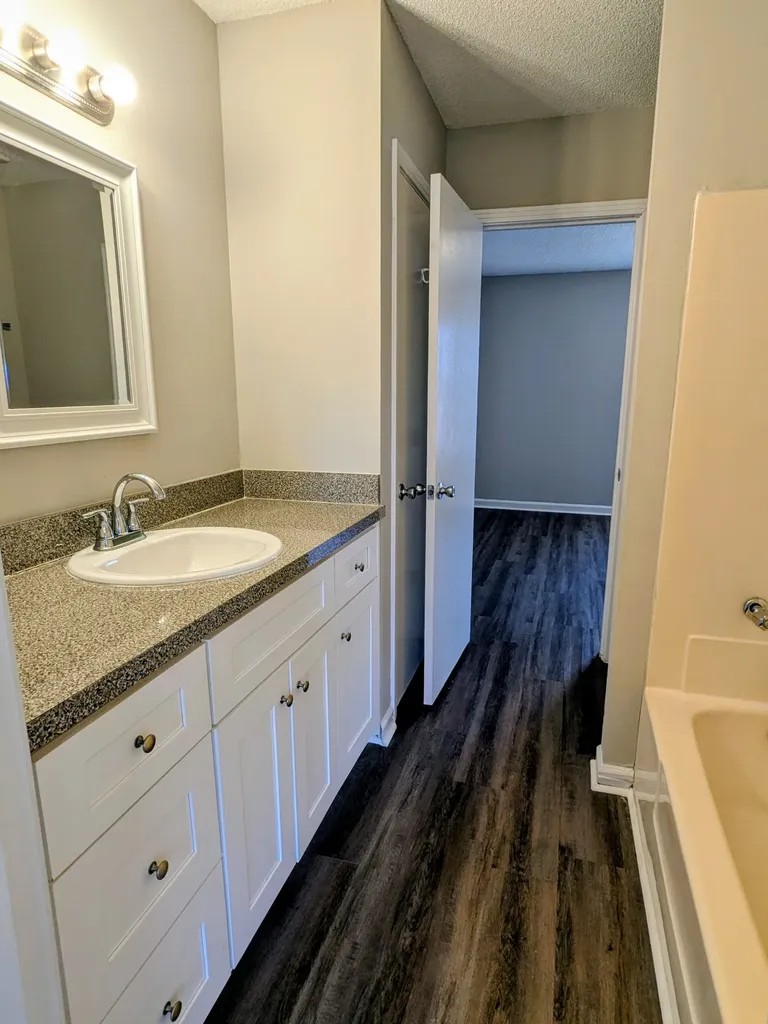 736 Holder Drive Nashville TN 37217