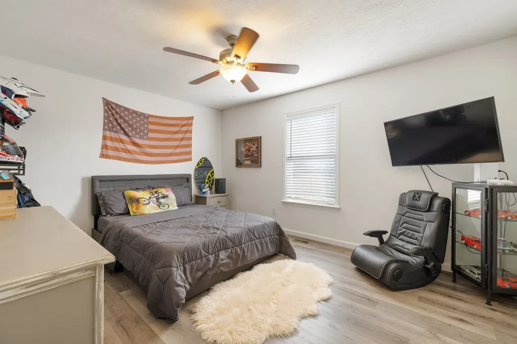 1883 Sawgrass Lane Chapel Hill TN 37034