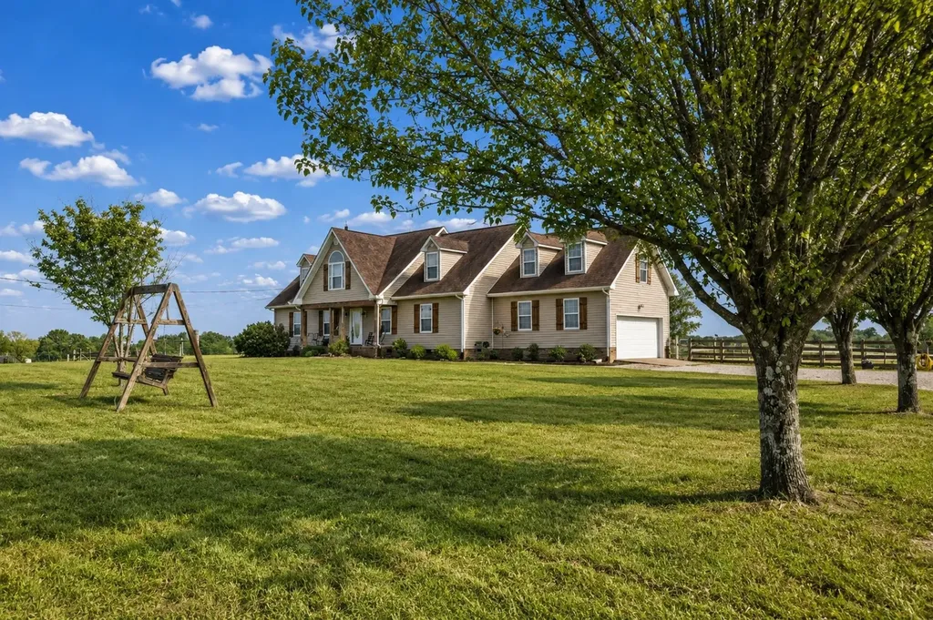1883 Sawgrass Lane Chapel Hill TN 37034