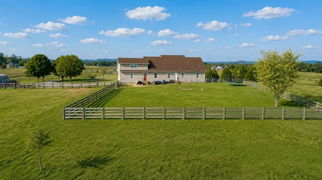 1883 Sawgrass Lane Chapel Hill TN 37034