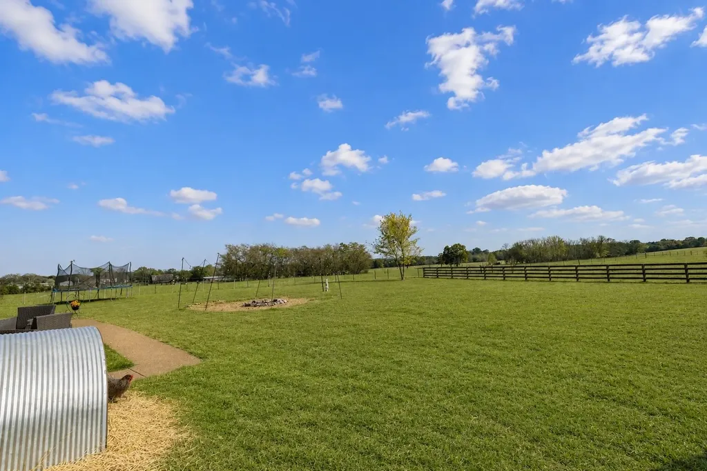 1883 Sawgrass Lane Chapel Hill TN 37034