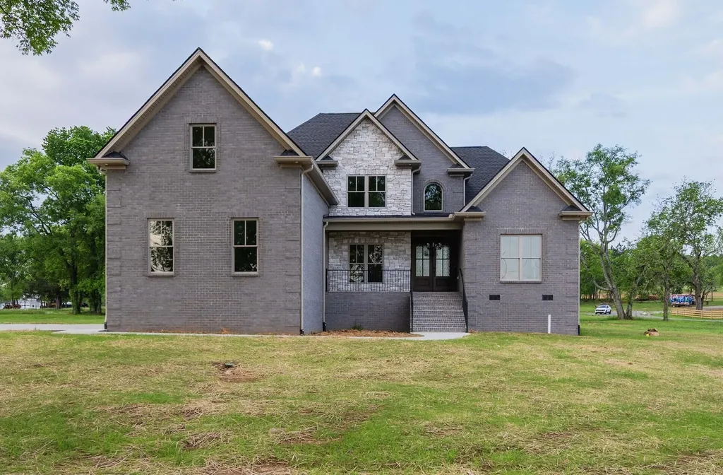2 Delzotto Drive Murfreesboro TN 37128