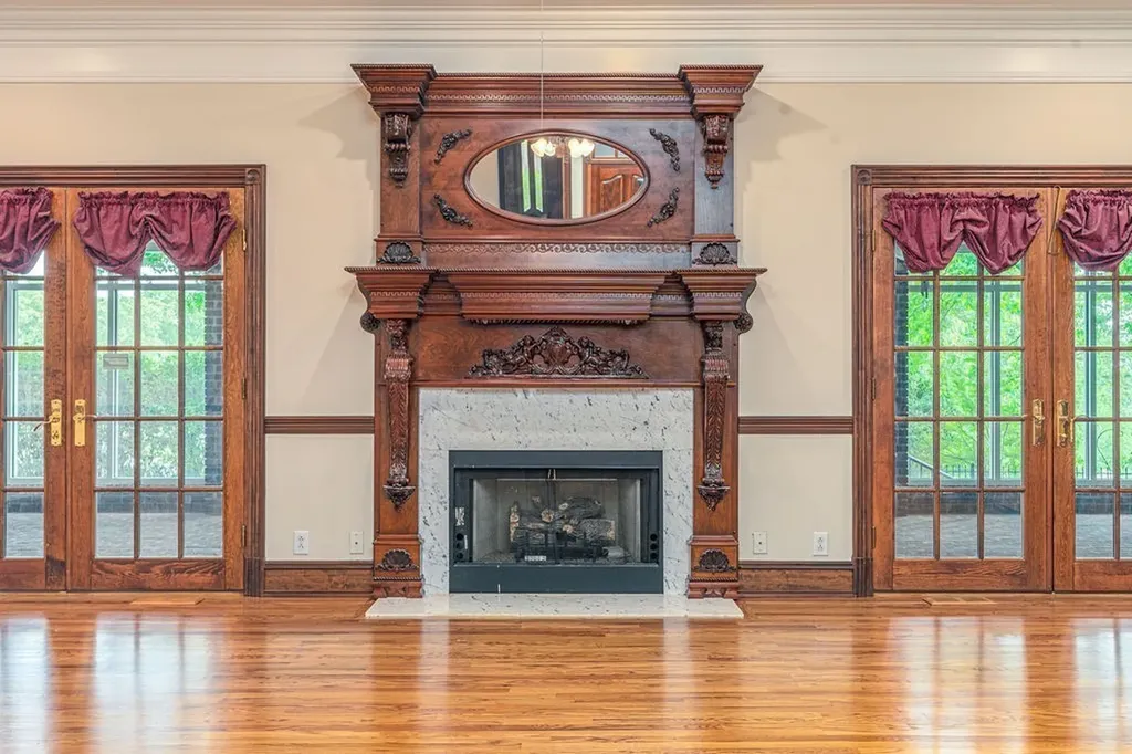 2081 Mossy Oak Circle Clarksville TN 37043