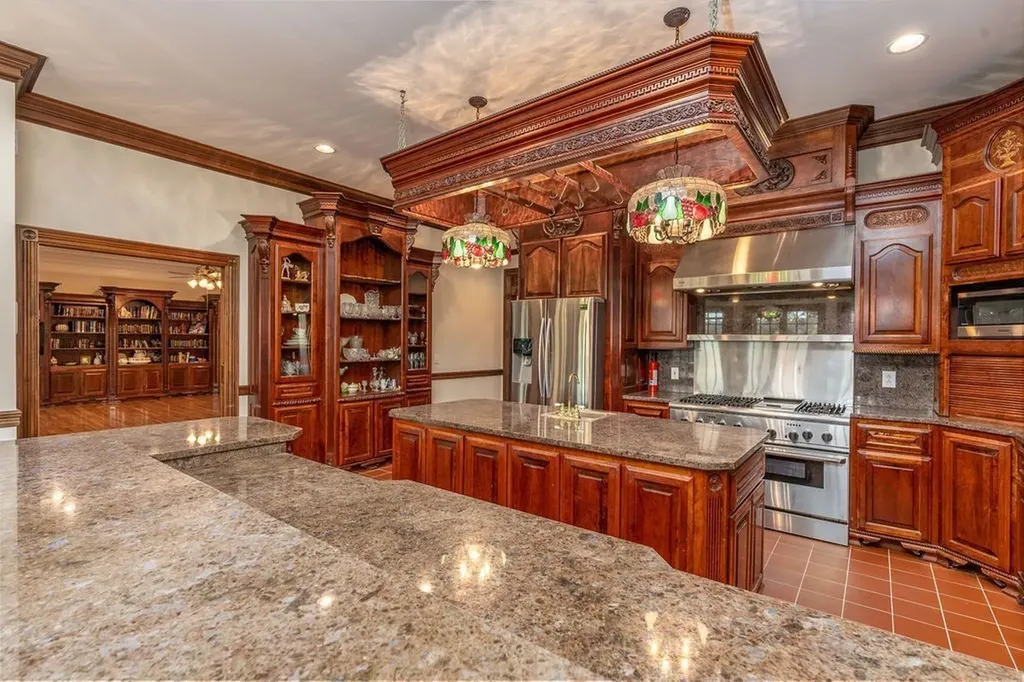 2081 Mossy Oak Circle Clarksville TN 37043