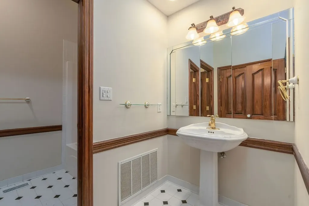 2081 Mossy Oak Circle Clarksville TN 37043