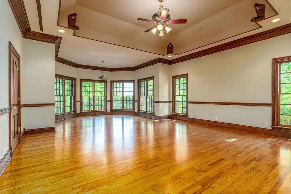 2081 Mossy Oak Circle Clarksville TN 37043