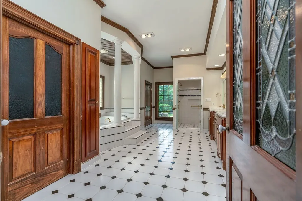 2081 Mossy Oak Circle Clarksville TN 37043