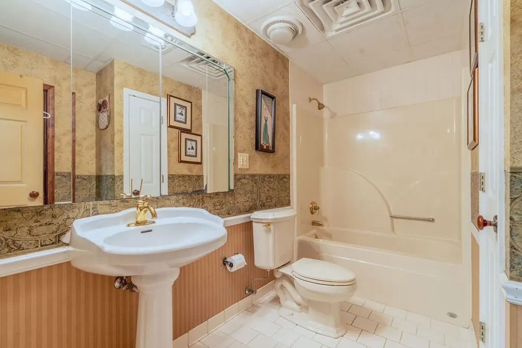 2081 Mossy Oak Circle Clarksville TN 37043