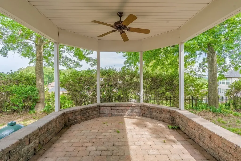 2081 Mossy Oak Circle Clarksville TN 37043