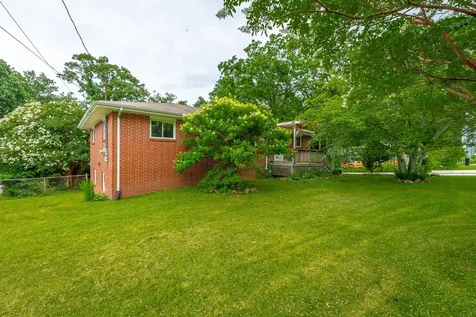 2804 Taft Highway Signal Mountain TN 37377
