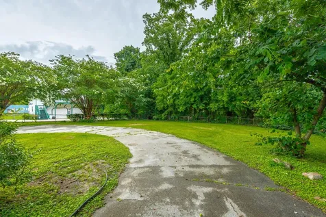 2804 Taft Highway Signal Mountain TN 37377