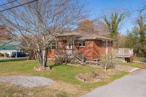 2804 Taft Highway Signal Mountain TN 37377