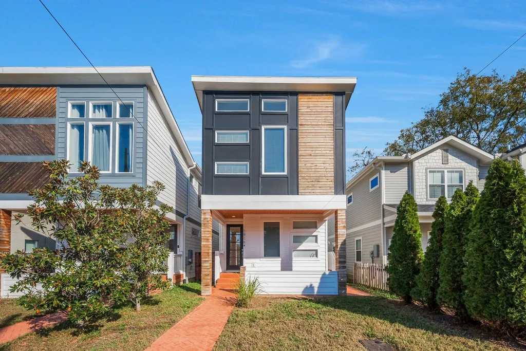 1916 15th Ave, N Nashville TN 37208