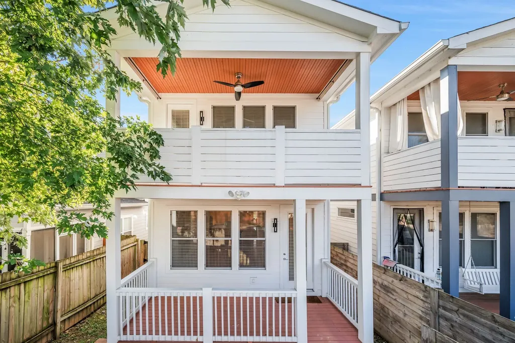 1916 15th Ave, N Nashville TN 37208
