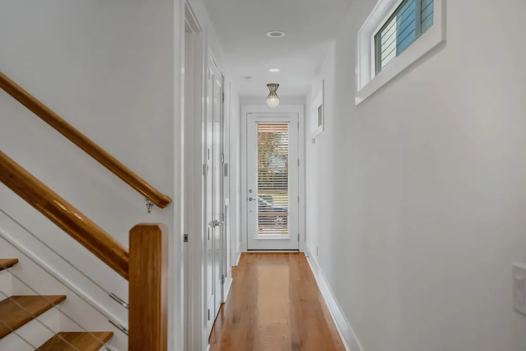 1916 15th Ave, N Nashville TN 37208