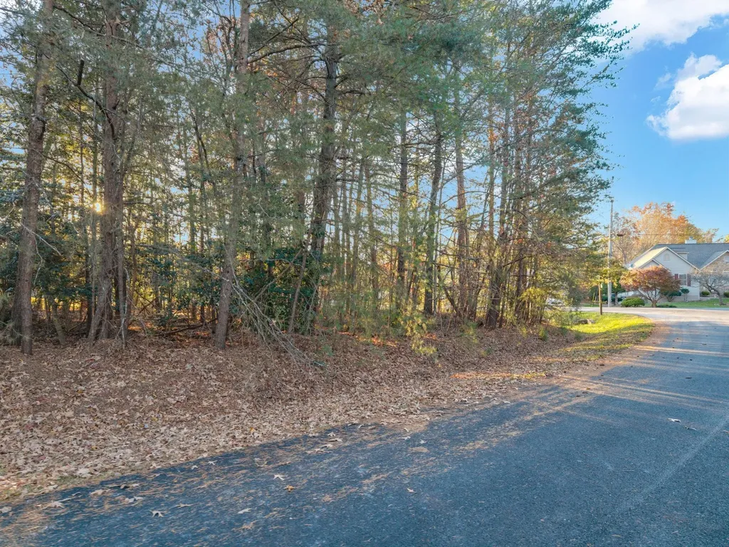 19 Inwood Drive Crossville TN 38558