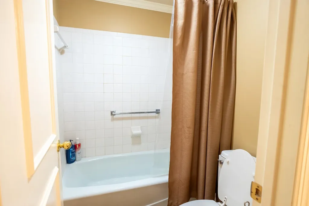 4487 Post Place Nashville TN 37205
