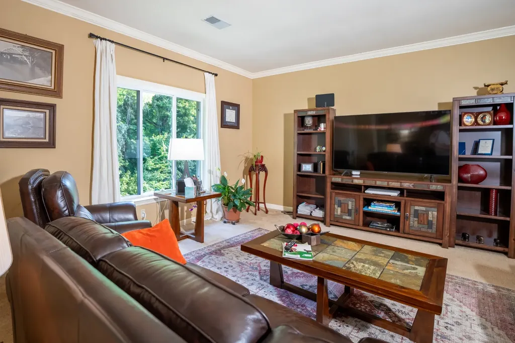 4487 Post Place Nashville TN 37205