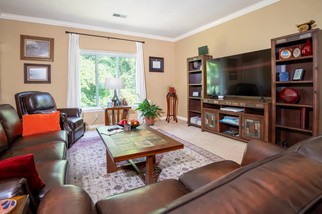 4487 Post Place Nashville TN 37205
