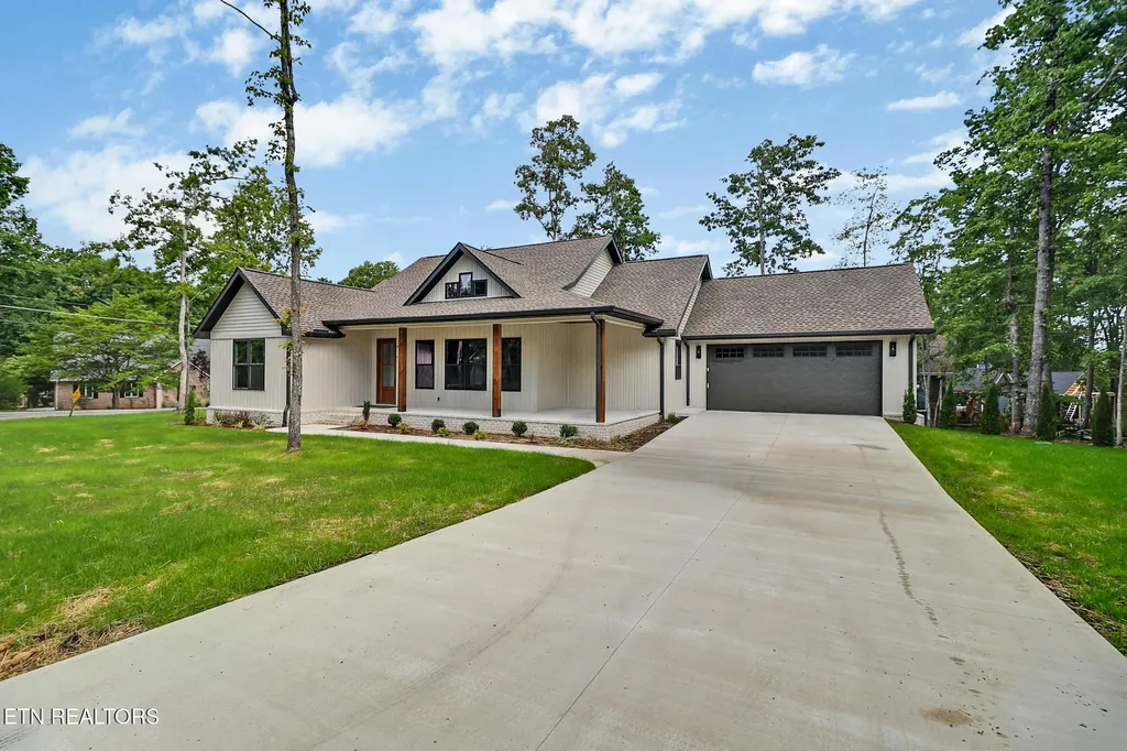 124 Markham Lane Crossville TN 38558