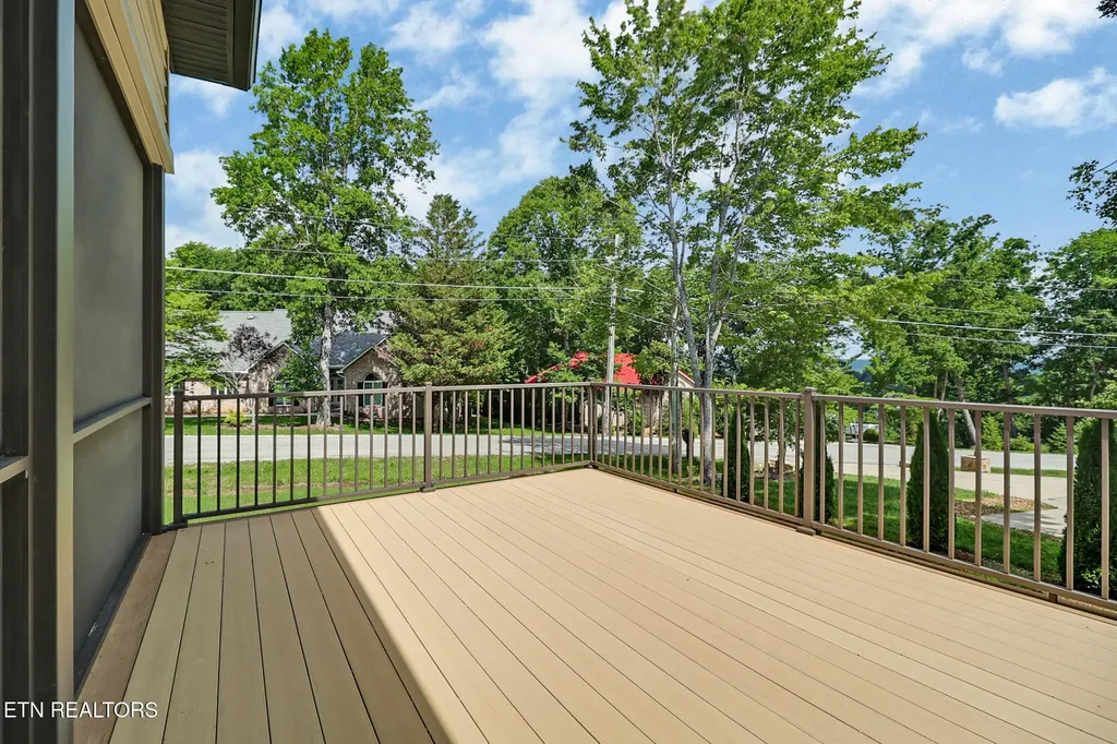 124 Markham Lane Crossville TN 38558