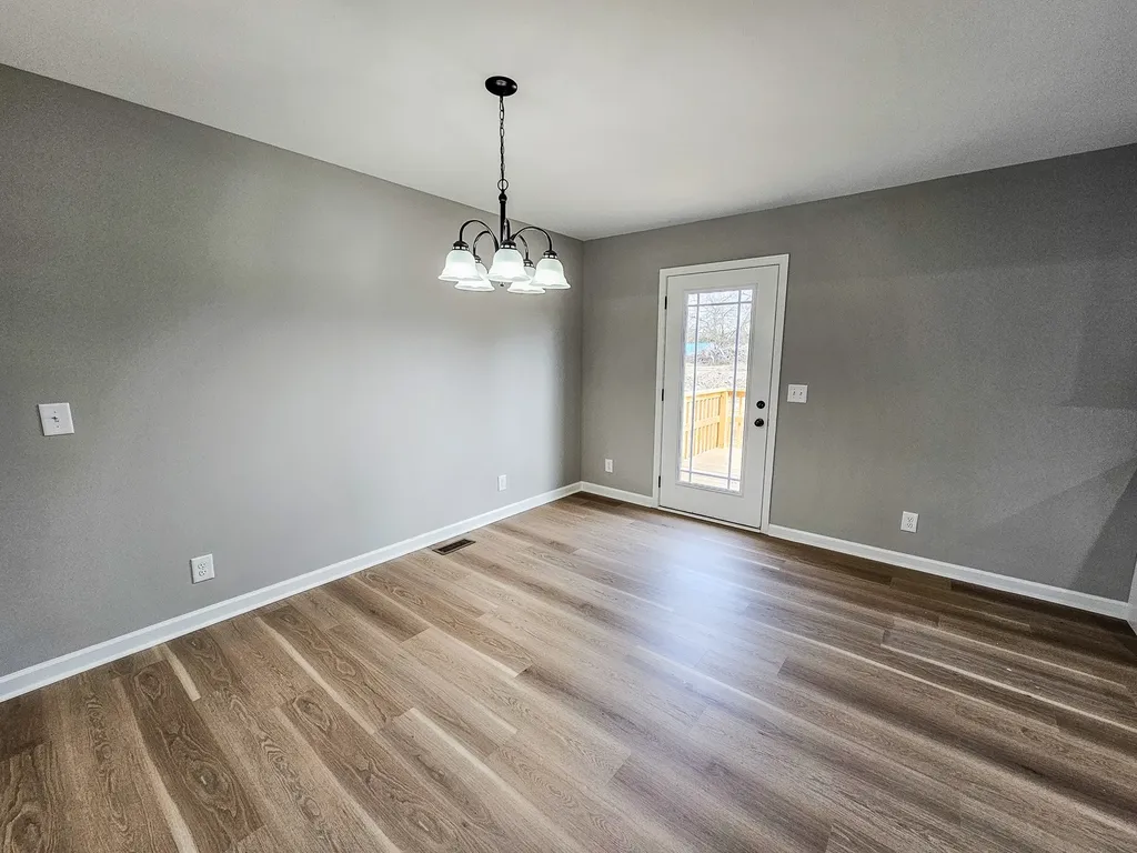 109 Demombreum Circle Shelbyville TN 37160