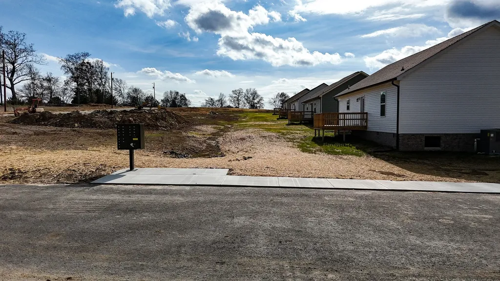 108 Demombreum Circle Shelbyville TN 37160