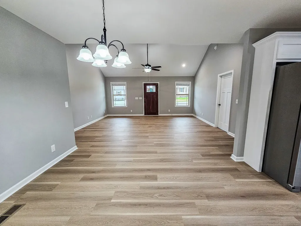 108 Demombreum Circle Shelbyville TN 37160