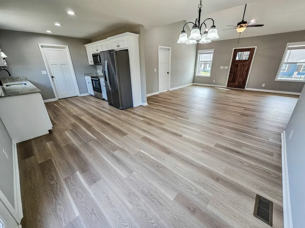 105 Demombreum Circle Shelbyville TN 37160