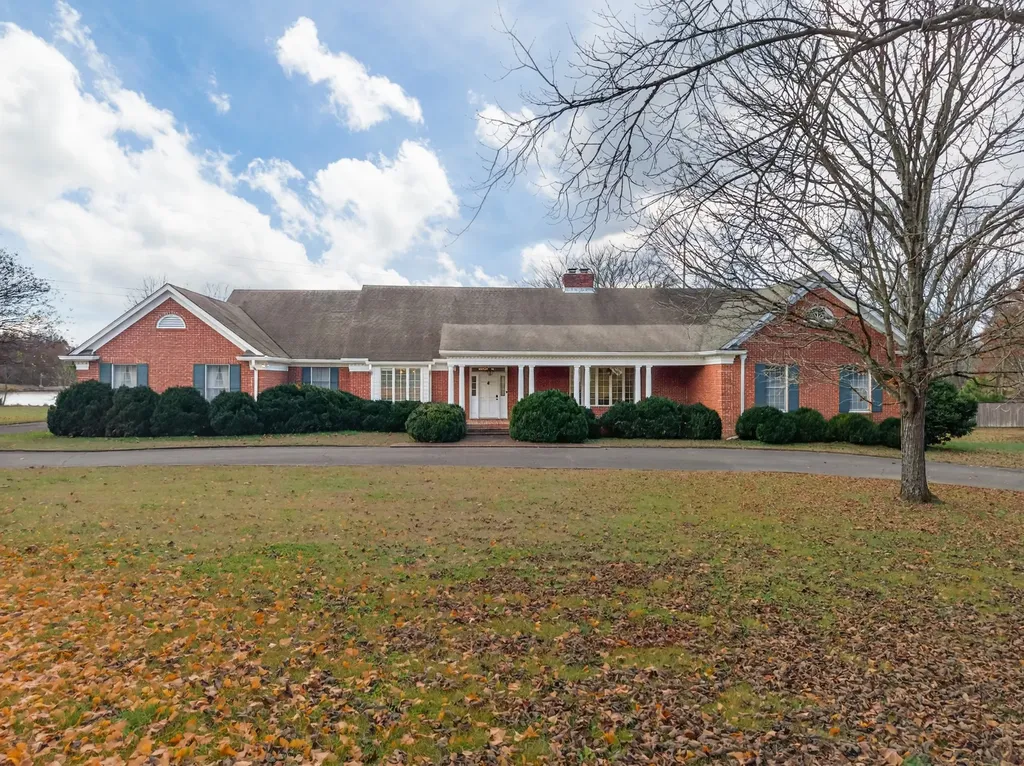 51 Timberlake Drive Fayetteville TN 37334