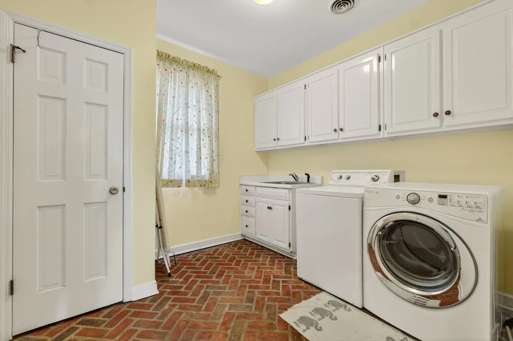 51 Timberlake Drive Fayetteville TN 37334