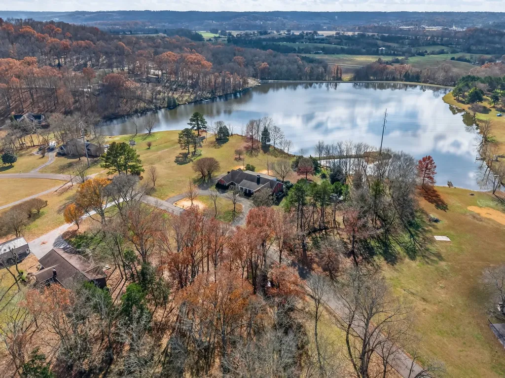 51 Timberlake Drive Fayetteville TN 37334