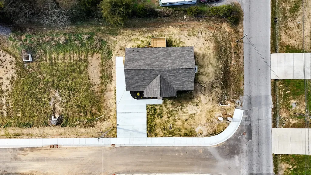 100 Demombreum Circle Shelbyville TN 37160