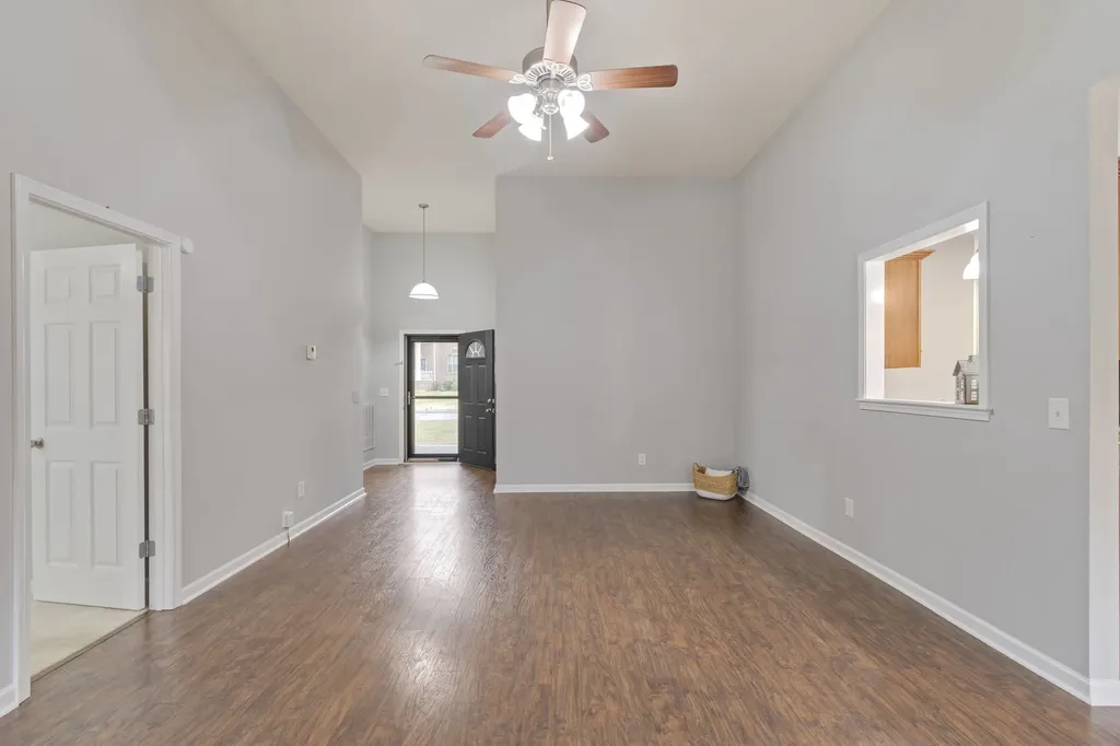 1112 Golf View Way Spring Hill TN 37174