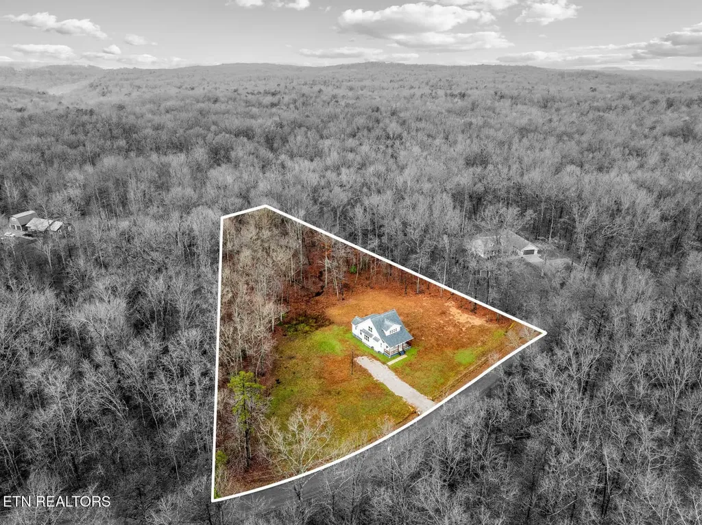 1023 W Laurel Way Monterey TN 38574