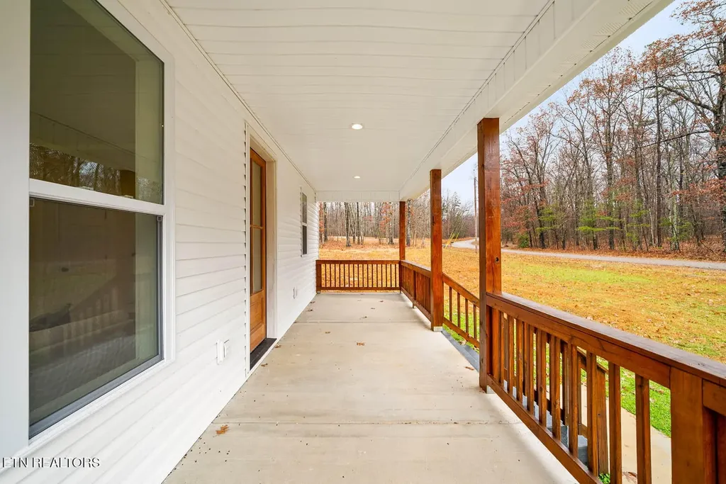 1023 W Laurel Way Monterey TN 38574
