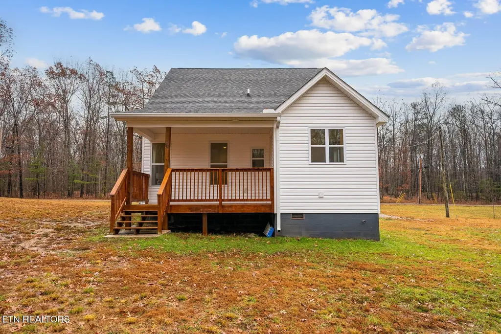 1023 W Laurel Way Monterey TN 38574