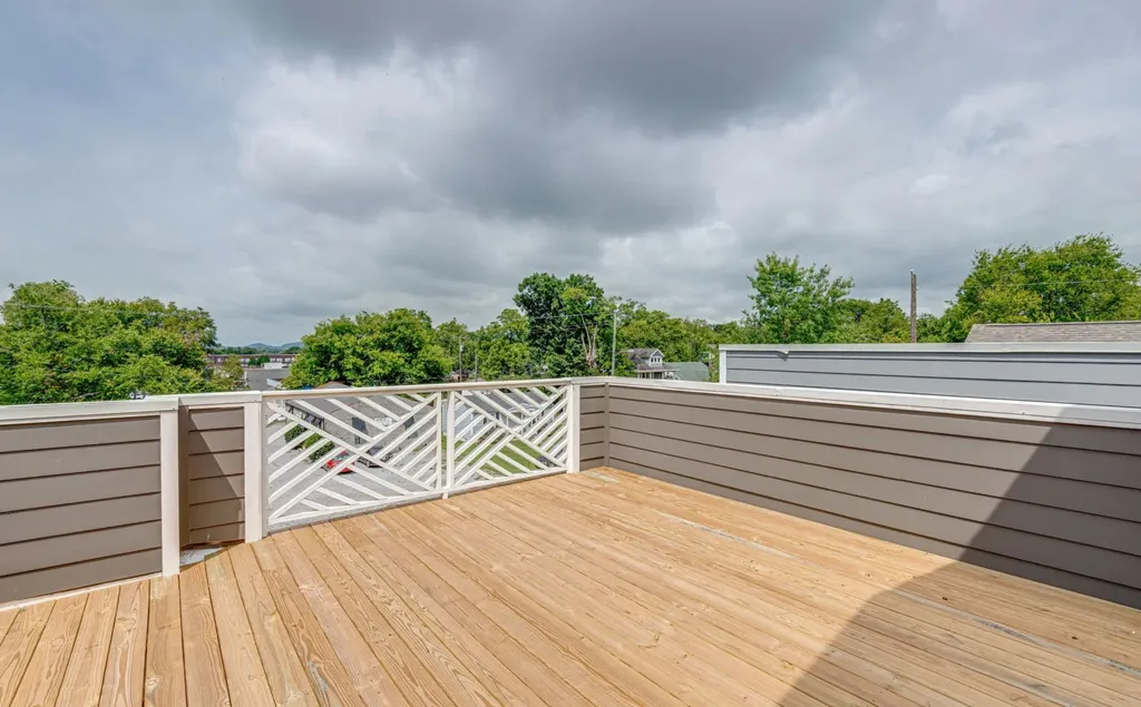 600 45th Ave, N Nashville TN 37209