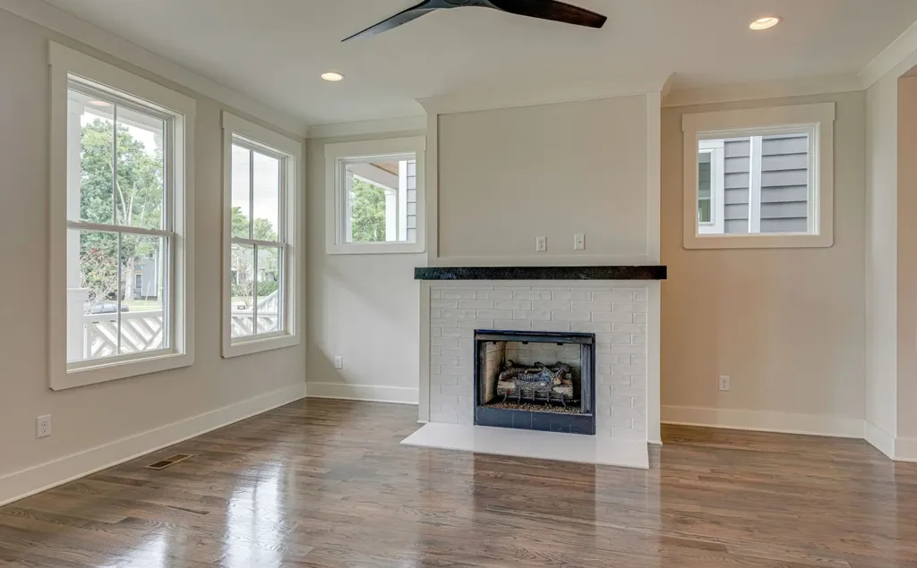 600 45th Ave, N Nashville TN 37209