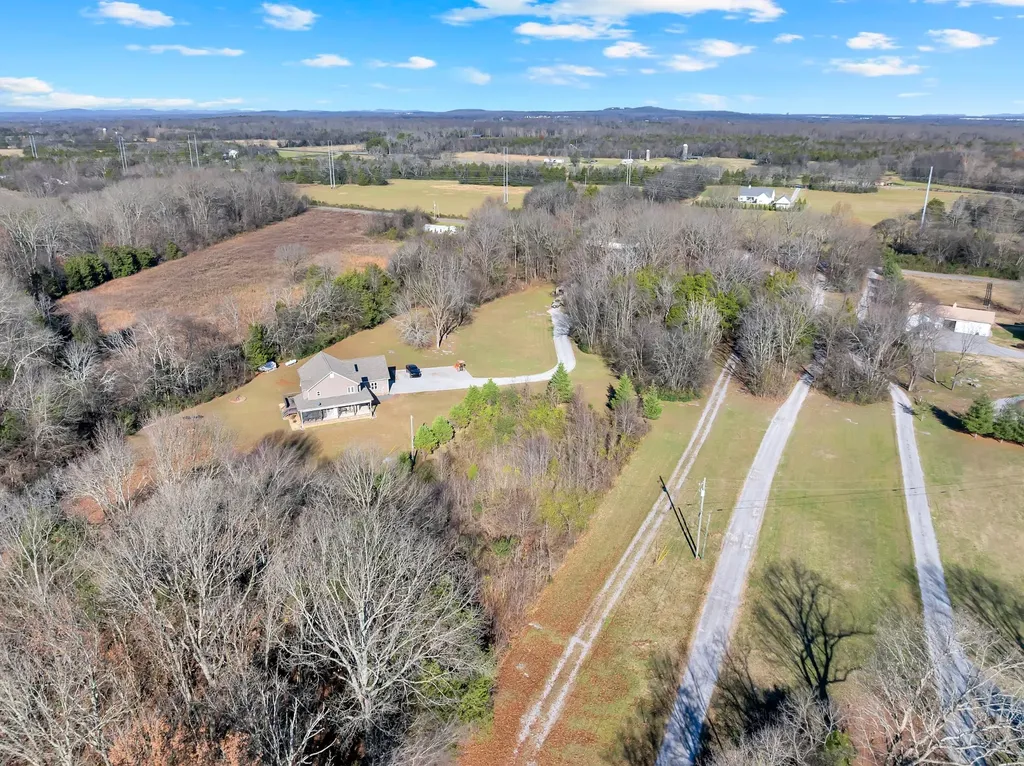 7787 Lowe Christiana Road Christiana TN 37037