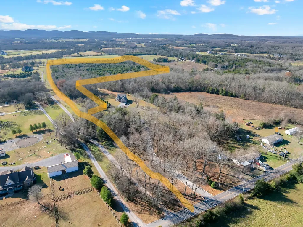 7787 Lowe Christiana Road Christiana TN 37037