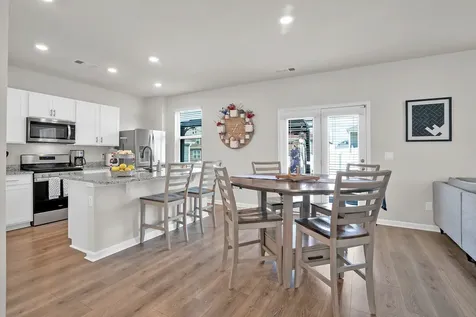 708 Pintail Point Lebanon TN 37090