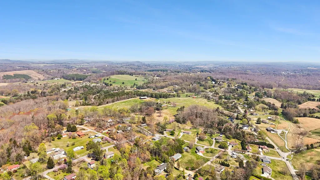 1300 Old Sugar Limb Road Loudon TN 37774