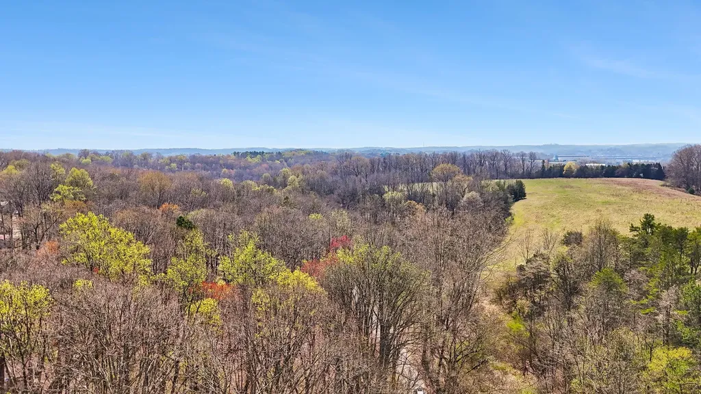 1300 Old Sugar Limb Road Loudon TN 37774