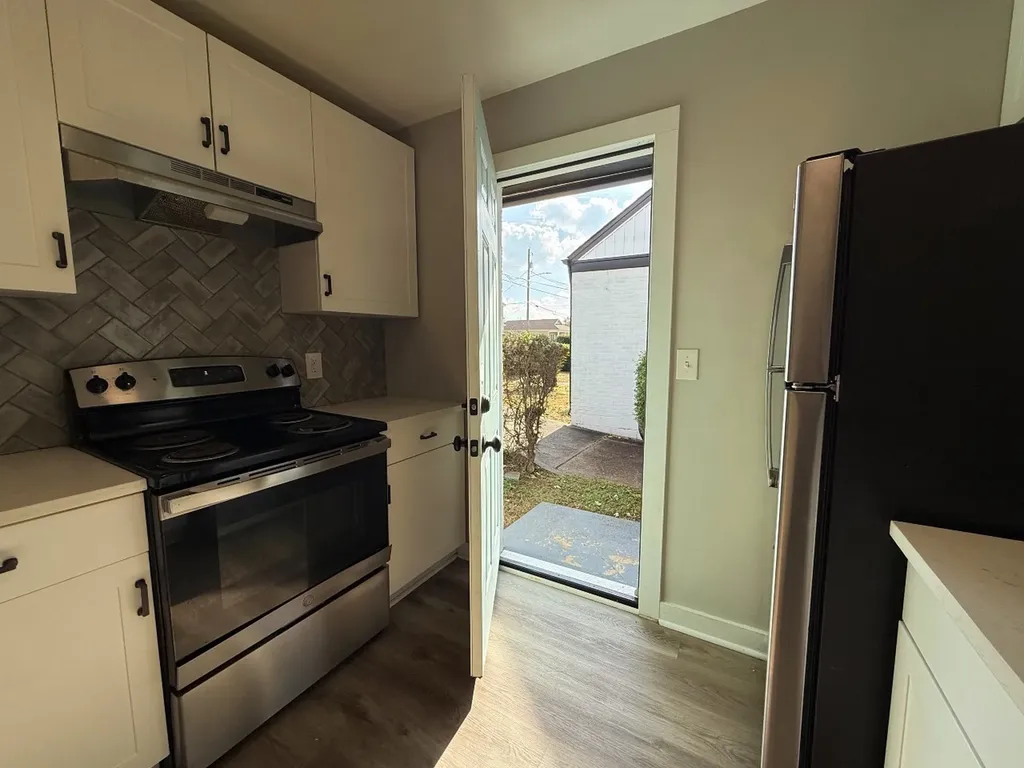 1615A 22nd Ave North, N Nashville TN 37208
