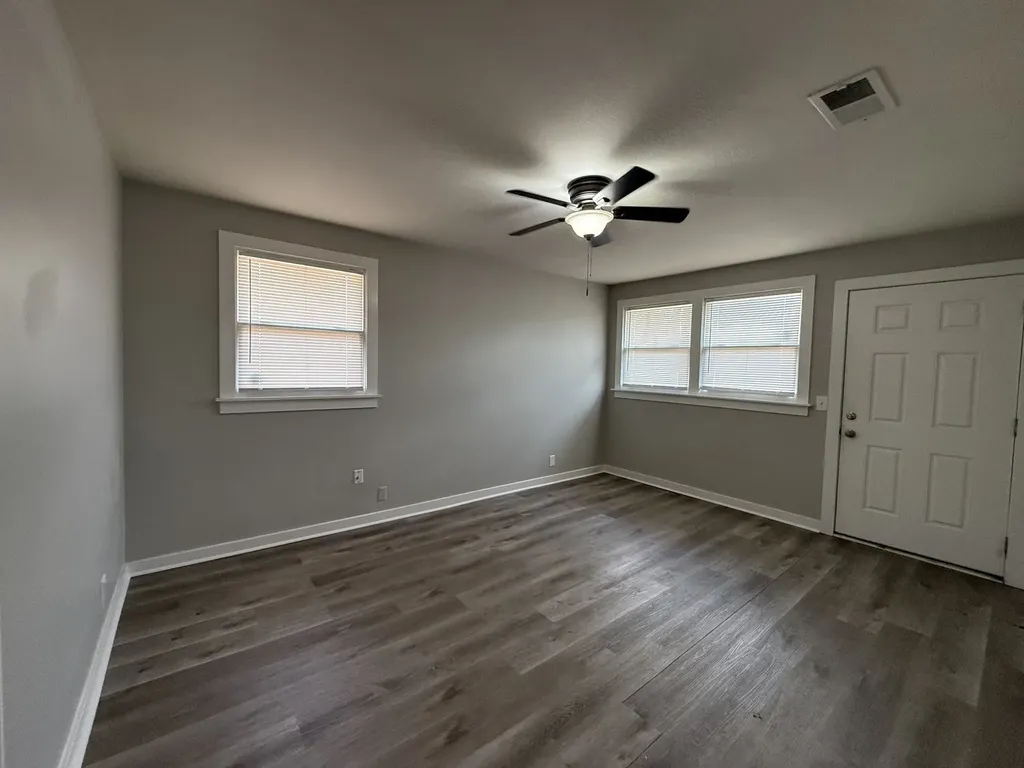 1615A 22nd Ave North, N Nashville TN 37208