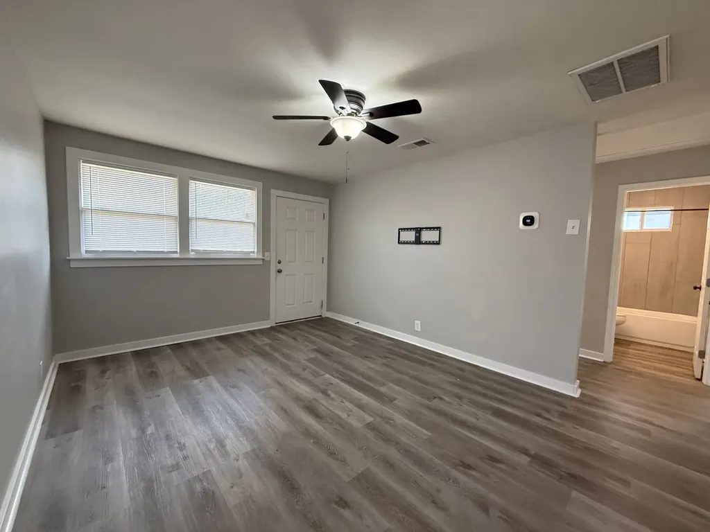 1615A 22nd Ave North, N Nashville TN 37208