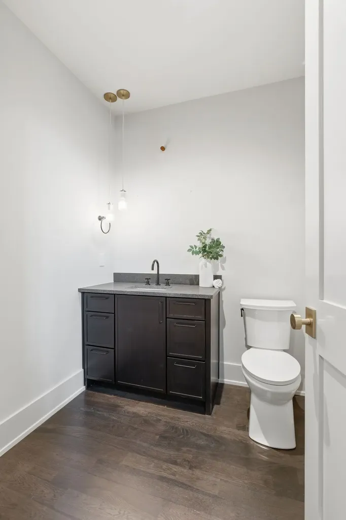 4518 Belmont Park Terrace Nashville TN 37215